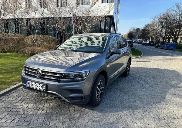 volkswagen Volkswagen Tiguan Allspace cena 115000 przebieg: 106000, rok produkcji 2021 z Warszawa